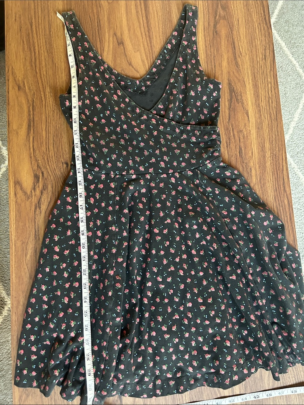 Betsey Johnson size small red rose dress - please see description - Picture 4 of 5